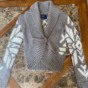 American Eagle sweater